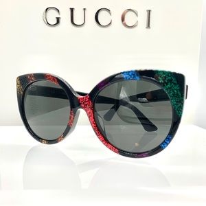 Nwot Authentic Gucci Sunglasses ❤️